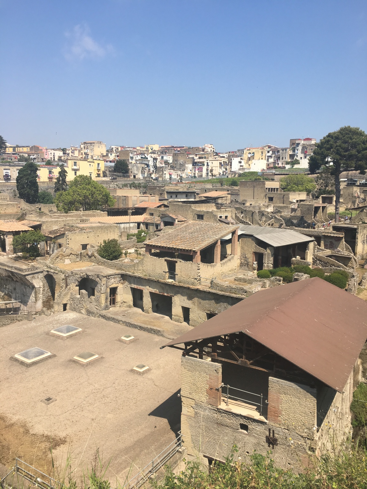 Pompeii &amp; Herculaneum: Travel Guide for a Babymoon